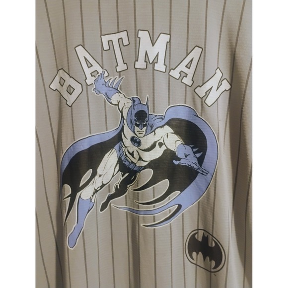Batman DC Comics Sports Jersey Large Pinstripe Original Costume Colors HTF Grey - Picture 7 of 9